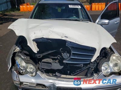 Zdjęcie 11 z 12 samochodu: 2007 MERCEDES-BENZ C 230 VIN:WDBRF52HX7A918394 - miniatura