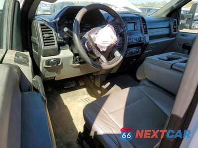 Zdjęcie 8 z 11 samochodu: 2019 FORD F250 SUPER DUTY VIN:1FDBF2B66KED71847 - miniatura