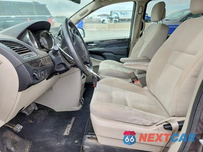 Zdjęcie 7 z 14 samochodu: 2018 DODGE GRAND CARAVAN SE VIN:2C4RDGBG0JR150745 - miniatura