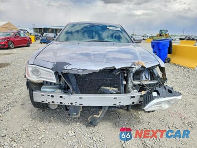 Piąte zdjęcie samochodu w środku: 2014 CHRYSLER 300 VIN:2C3CCARG3EH120439 - miniatura