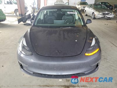 Piąte zdjęcie samochodu w środku: 2023 TESLA MODEL 3 VIN:5YJ3E1EA3PF581477 - miniatura