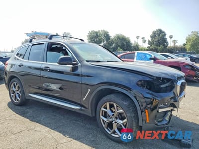 Czwarte zdjęcie samochodu z boku: 2021 BMW X3 XDRIVE30I VIN:5UXTY5C00M9G76711 - miniatura