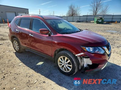 Czwarte zdjęcie samochodu z boku: 2018 NISSAN ROGUE SV VIN:5N1AT2MV9JC762672 - miniatura