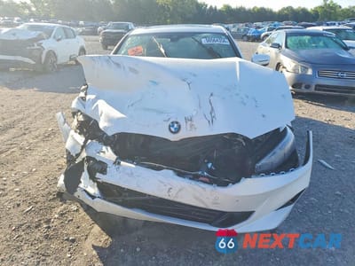 Piąte zdjęcie samochodu w środku: 2023 BMW 330I VIN:3MW69FF01P8C97979 - miniatura