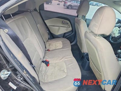 Zdjęcie 10 z 13 samochodu: 2015 KIA RIO LX VIN:KNADM5A30F6518169 - miniatura