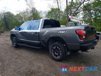 Drugie zdjęcie samochodu z przodu: 2023 NISSAN TITAN XD SV VIN:1N6AA1FB9PN114590 - miniatura