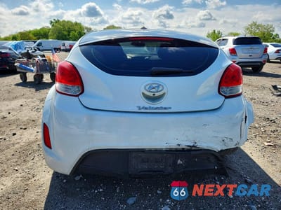 Zdjęcie 6 z 12 samochodu: 2014 HYUNDAI VELOSTER BASE VIN:KMHTC6AD7EU183580 - miniatura