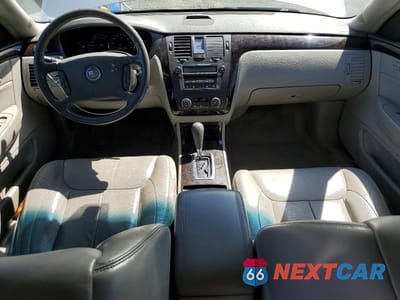 Zdjęcie 8 z 12 samochodu: 2011 CADILLAC DTS LUXURY COLLECTION VIN:1G6KD5E61BU111162 - miniatura