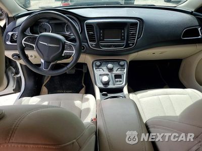 Zdjęcie 8 z 12 samochodu: 2015 CHRYSLER 200 LIMITED VIN:1C3CCCAB1FN622967 - miniatura