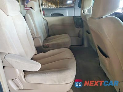 Zdjęcie 11 z 12 samochodu: 2007 KIA SEDONA BASE VIN:KNDMB233676142633 - miniatura