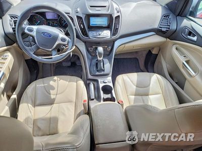 Zdjęcie 8 z 13 samochodu: 2016 FORD ESCAPE SE VIN:1FMCU9G99GUC28829 - miniatura