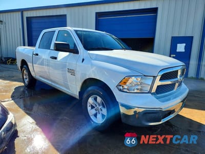 Czwarte zdjęcie samochodu z boku: 2023 RAM 1500 CLASSIC TRADESMAN VIN:3C6RR7KG9PG662186 - miniatura