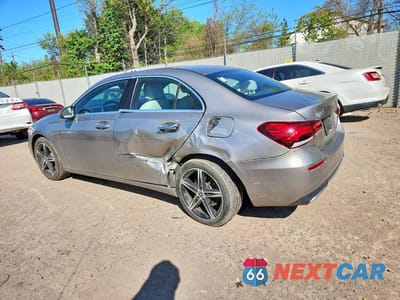 Drugie zdjęcie samochodu z przodu: 2019 MERCEDES-BENZ A 220 VIN:WDD3G4EB1KW001884 - miniatura