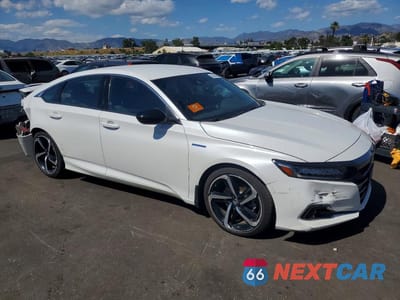 Czwarte zdjęcie samochodu z boku: 2022 HONDA ACCORD HYBRID SPORT VIN:1HGCV3F25NA031904 - miniatura