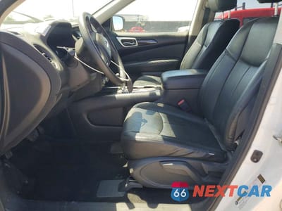 Zdjęcie 7 z 13 samochodu: 2018 NISSAN PATHFINDER S VIN:5N1DR2MN1JC622238 - miniatura