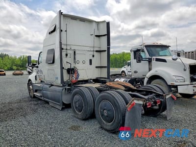 Trzecie zdjęcie samochodu z tyłu: 2021 INTERNATIONAL LT625 SEMI TRUCK VIN:3HSDZTZR5MN861432 - miniatura