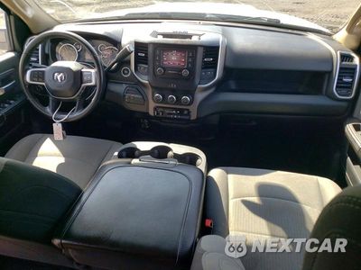 Zdjęcie 8 z 11 samochodu: 2020 RAM 3500 BIG HORN VIN:3C63RRHL7LG117149 - miniatura