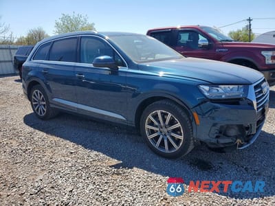Czwarte zdjęcie samochodu z boku: 2019 AUDI Q7 PREMIUM PLUS VIN:WA1LAAF77KD033376 - miniatura