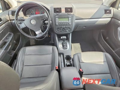 Zdjęcie 8 z 12 samochodu: 2008 VOLKSWAGEN JETTA SE VIN:3VWRZ71K18M059327 - miniatura