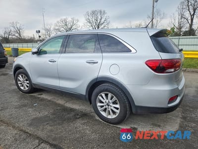 Drugie zdjęcie samochodu z przodu: 2020 KIA SORENTO L VIN:5XYPG4A38LG712295 - miniatura