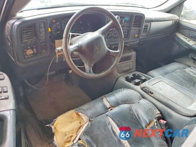 Zdjęcie 8 z 11 samochodu: 2001 CHEVROLET SILVERADO K2500 HEAVY DUTY VIN:1GCHK29G81E230785 - miniatura