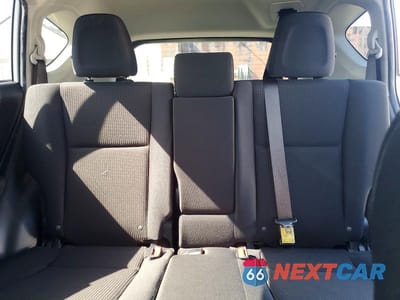 Zdjęcie 10 z 13 samochodu: 2018 TOYOTA RAV4 LE VIN:JTMZFREV3JJ153689 - miniatura
