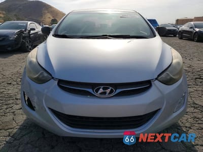 Piąte zdjęcie samochodu w środku: 2013 HYUNDAI ELANTRA GLS VIN:KMHDH4AE0DU867713 - miniatura