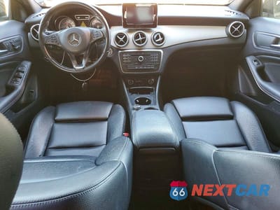 Zdjęcie 8 z 12 samochodu: 2016 MERCEDES-BENZ GLA 250 VIN:WDCTG4EB9GJ225669 - miniatura