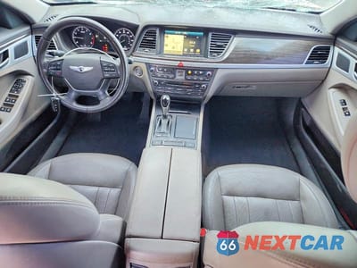 Zdjęcie 8 z 13 samochodu: 2015 HYUNDAI GENESIS 3.8L VIN:KMHGN4JE2FU033886 - miniatura