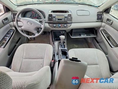 Zdjęcie 8 z 13 samochodu: 2004 TOYOTA CAMRY LE V6 VIN:4T1BF32K24U575928 - miniatura