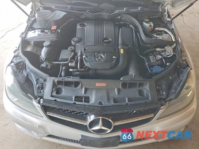 Zdjęcie 11 z 12 samochodu: 2012 MERCEDES-BENZ C 250 VIN:WDDGF4HBXCA668130 - miniatura