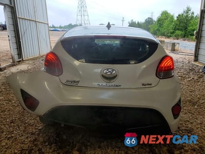 Zdjęcie 6 z 12 samochodu: 2013 HYUNDAI VELOSTER TURBO VIN:KMHTC6AE8DU163877 - miniatura