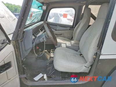 Zdjęcie 7 z 13 samochodu: 1989 JEEP WRANGLER / YJ VIN:2J4FY19E5KJ135483 - miniatura