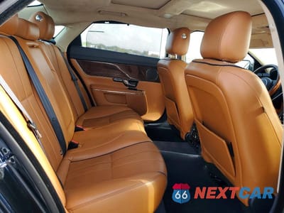 Zdjęcie 10 z 12 samochodu: 2012 JAGUAR XJL VIN:SAJWA2GB8CLV28867 - miniatura