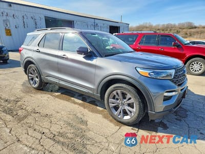 Czwarte zdjęcie samochodu z boku: 2024 FORD EXPLORER XLT VIN:1FMSK8DH5RGA70790 - miniatura