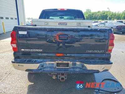 Zdjęcie 6 z 13 samochodu: 2005 CHEVROLET SILVERADO K1500 VIN:2GCEK13TX51110786 - miniatura