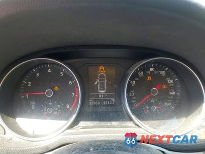 Zdjęcie 9 z 13 samochodu: 2018 VOLKSWAGEN PASSAT S VIN:1VWAA7A34JC021708 - miniatura