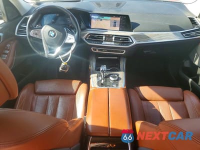 Zdjęcie 8 z 12 samochodu: 2019 BMW X7 XDRIVE40I VIN:5UXCW2C50KLB43791 - miniatura