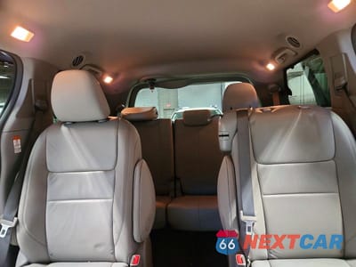 Zdjęcie 10 z 13 samochodu: 2016 TOYOTA SIENNA XLE PREMIUM 8-PASSENGER VIN:5TDYK3DC0GS745258 - miniatura