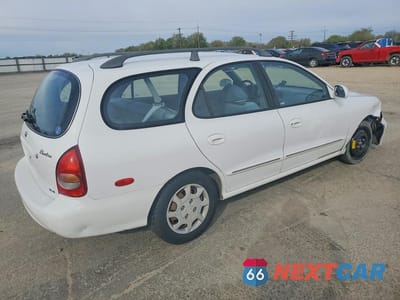 Trzecie zdjęcie samochodu z tyłu: 2000 HYUNDAI ELANTRA GLS VIN:KMHJW35F8YU161844 - miniatura