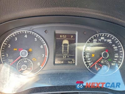 Zdjęcie 9 z 13 samochodu: 2015 VOLKSWAGEN PASSAT SE VIN:1VWBT7A32FC059847 - miniatura