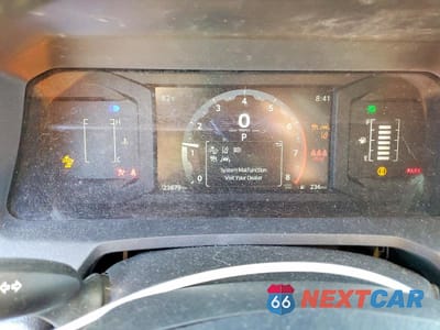 Zdjęcie 9 z 12 samochodu: 2025 TOYOTA TACOMA SR5 VIN:3TMKB5FN9SM035025 - miniatura