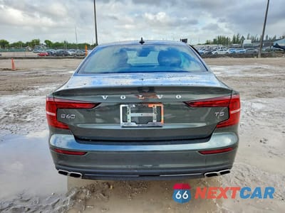 Zdjęcie 6 z 12 samochodu: 2020 VOLVO S60 T5 MOMENTUM VIN:7JR102FK5LG035803 - miniatura