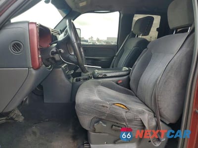 Zdjęcie 7 z 12 samochodu: 2001 CHEVROLET SILVERADO K1500 VIN:1GCEK19T91E153404 - miniatura