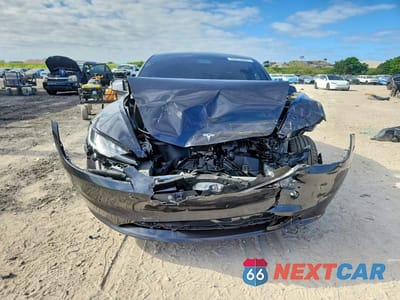 Piąte zdjęcie samochodu w środku: 2025 TESLA MODEL 3 VIN:5YJ3E1EA1SF997049 - miniatura