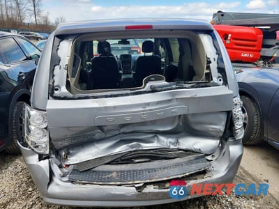 Zdjęcie 6 z 13 samochodu: 2020 DODGE GRAND CARAVAN SXT VIN:2C4RDGCG3LR169405 - miniatura