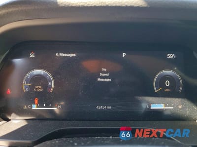 Zdjęcie 9 z 13 samochodu: 2023 JEEP GRAND CHEROKEE LIMITED VIN:1C4RJHBGXPC569072 - miniatura