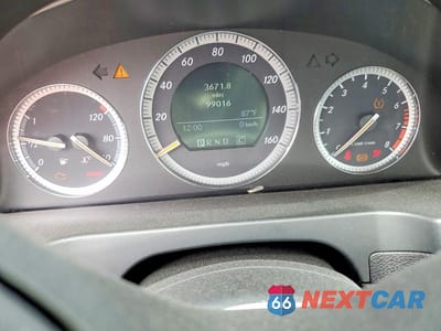 Zdjęcie 9 z 12 samochodu: 2008 MERCEDES-BENZ C 300 VIN:WDDGF54X28F152510 - miniatura