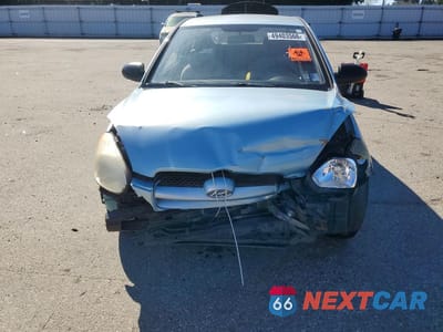 Piąte zdjęcie samochodu w środku: 2008 HYUNDAI ACCENT GS VIN:KMHCM36CX8U091802 - miniatura