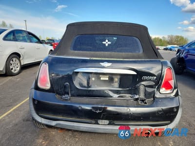Zdjęcie 6 z 12 samochodu: 2005 MINI COOPER VIN:WMWRF33485TG11356 - miniatura